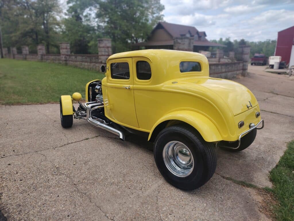 American Graffiti Tribute Coupe Left Rear Shot