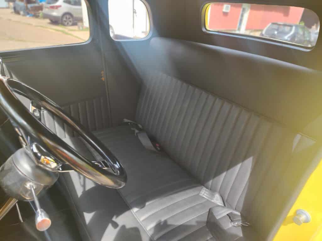 American Tribute Graffiti Coupe Seat Left