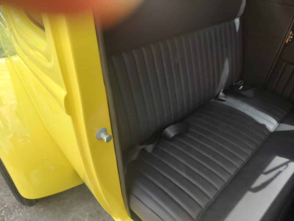 American Tribute Graffiti Coupe Right Seat